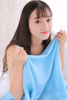 中哈全方位互利合作造福两国人民